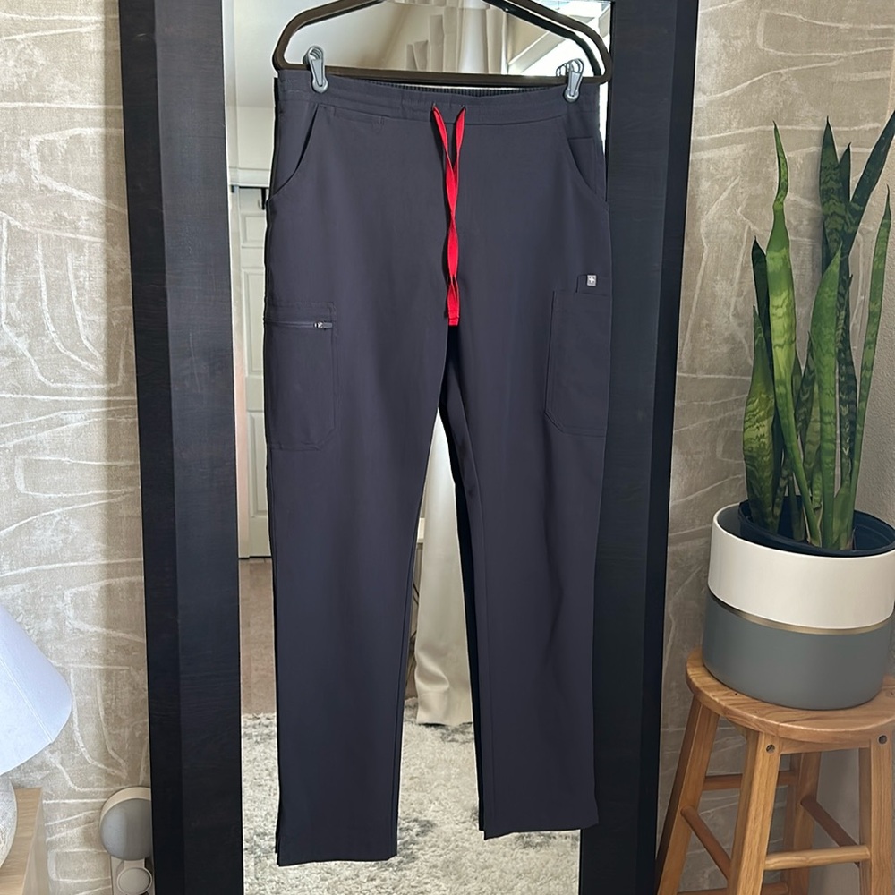 FIGS Charcoal Yola Skinny Scrub Pants (Medium LONG)